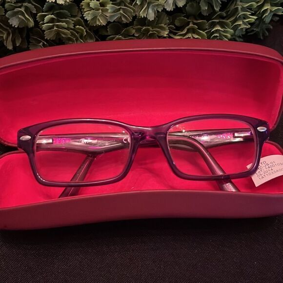 Ray Ban Kids Glasses Frame and Case Euc - Picture 11 of 12